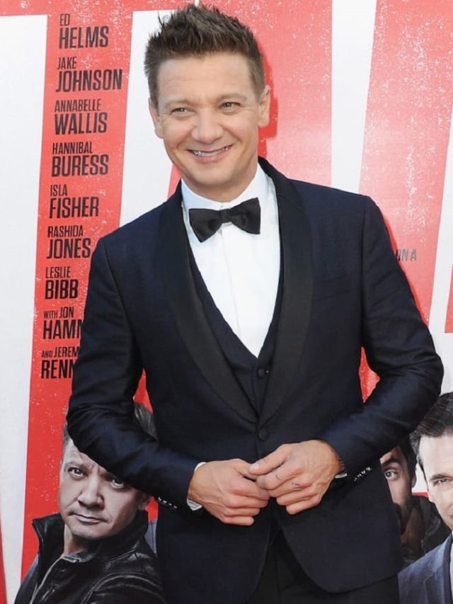 Jeremy Renner Shares He’s Home From the Hospital